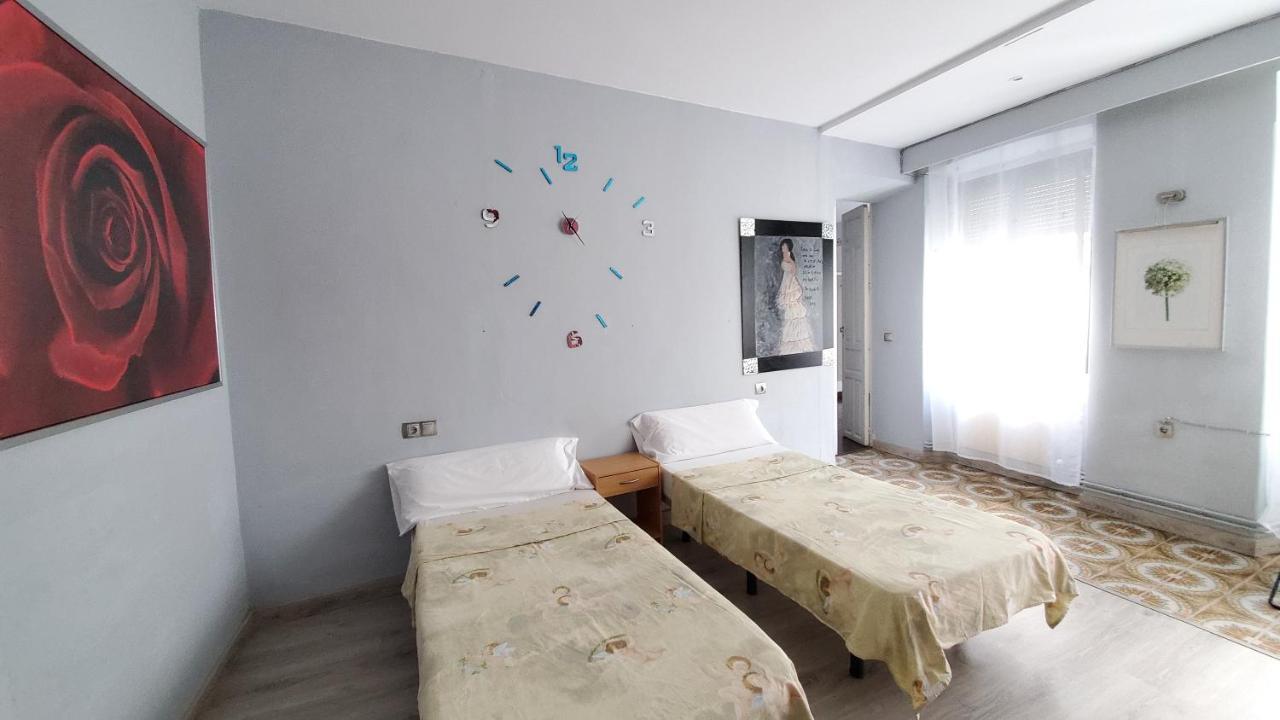 Hostal Martes Caceres Plaza Mayor - Tercer Piso Sin Ascensor Exterior photo